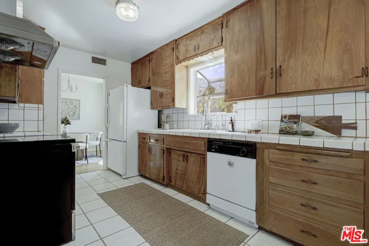 608 Solway Street, Glendale, California 91206