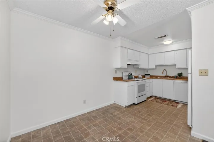 4504 N Valentine 160, Fresno, California 93722