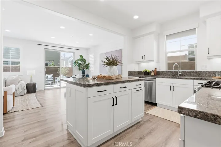 43 Fosco Street, Rancho Mission Viejo, California 92694