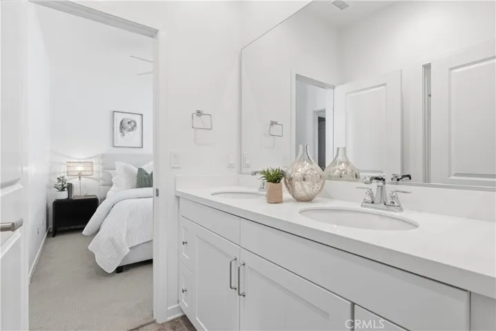 43 Fosco Street, Rancho Mission Viejo, California 92694