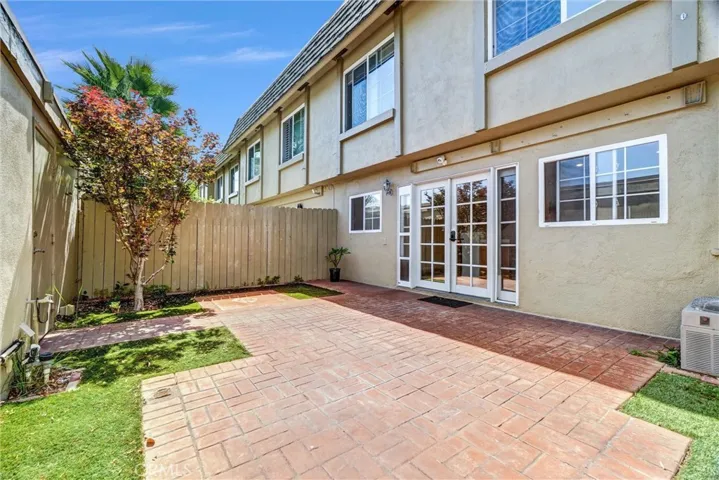10462 Rio Grande Ct Court, Fountain Valley, California 92708