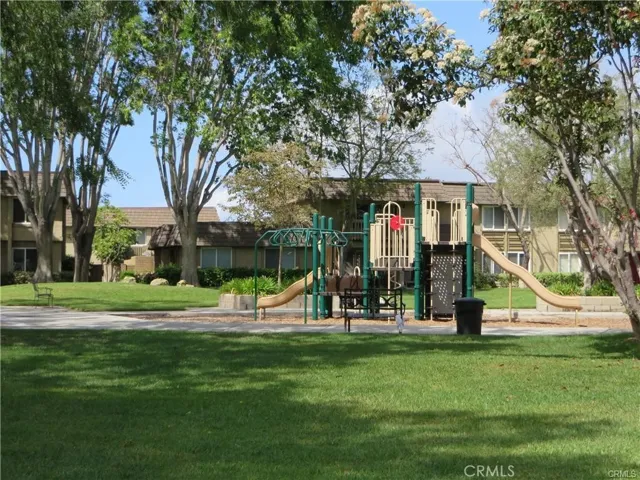 10462 Rio Grande Ct Court, Fountain Valley, California 92708