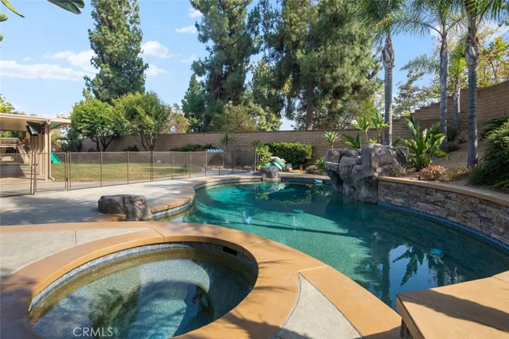 103 Beggerly, Placentia, California 92870