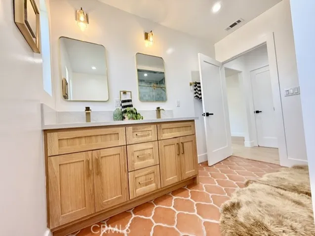 3842 Woolwine Dr, City Terrace, California 90063