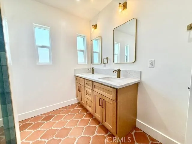 3842 Woolwine Dr, City Terrace, California 90063