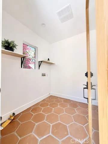 3842 Woolwine Dr, City Terrace, California 90063