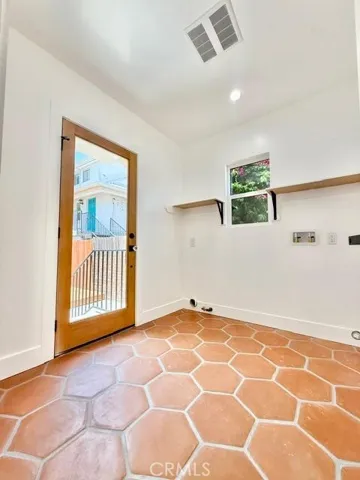 3842 Woolwine Dr, City Terrace, California 90063