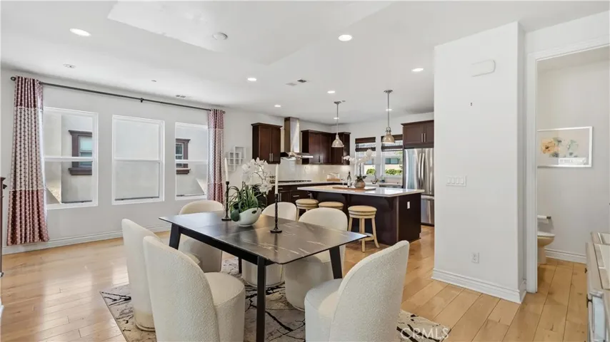 656 W Huntington O-1, Arcadia, California 91007