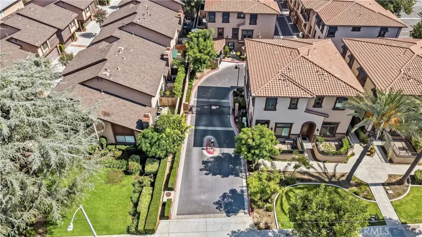656 W Huntington O-1, Arcadia, California 91007