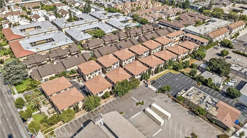656 W Huntington O-1, Arcadia, California 91007