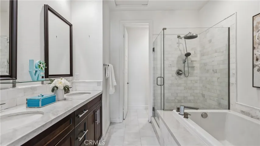 656 W Huntington O-1, Arcadia, California 91007