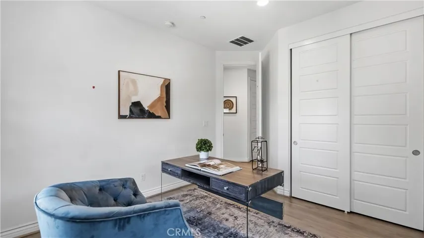 656 W Huntington O-1, Arcadia, California 91007