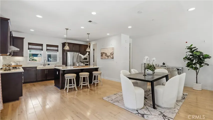 656 W Huntington O-1, Arcadia, California 91007