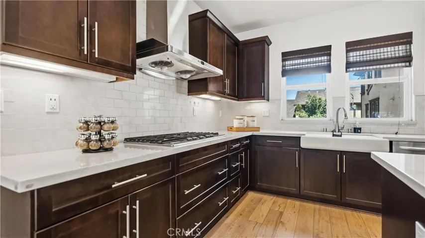 656 W Huntington O-1, Arcadia, California 91007