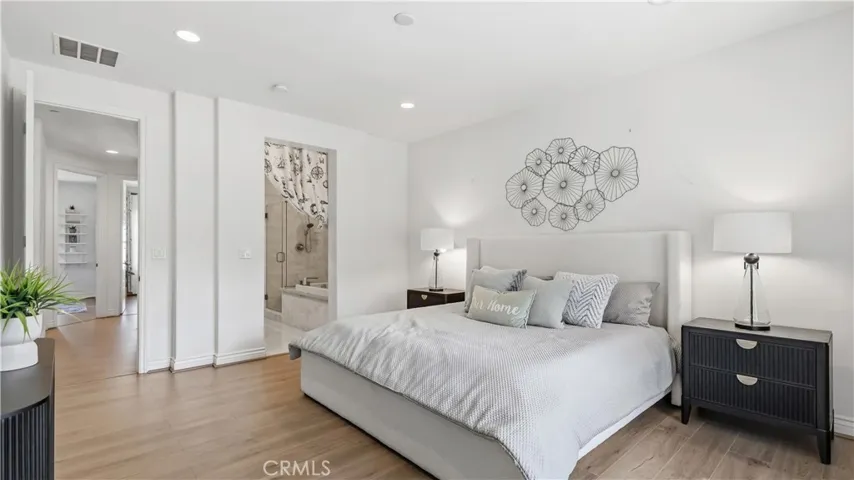 656 W Huntington O-1, Arcadia, California 91007