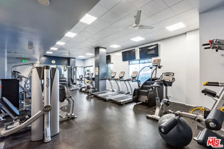 10501 Wilshire Boulevard 1012, Los Angeles, California 90024