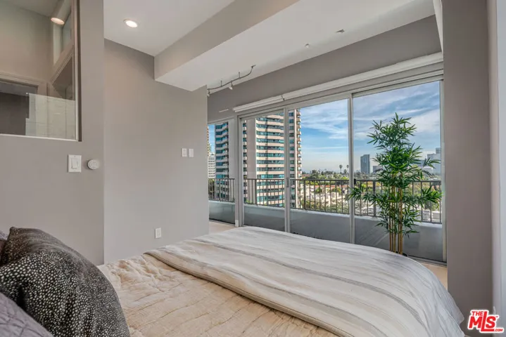 10501 Wilshire Boulevard 1012, Los Angeles, California 90024