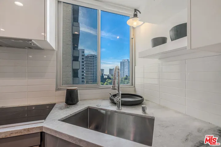 10501 Wilshire Boulevard 1012, Los Angeles, California 90024