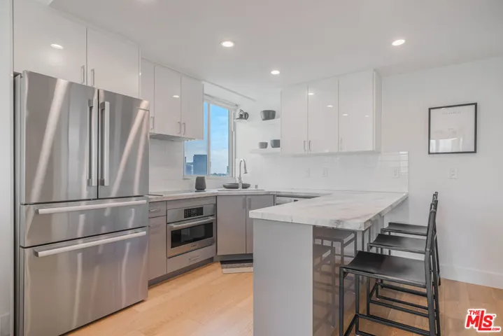 10501 Wilshire Boulevard 1012, Los Angeles, California 90024