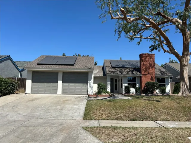 8082 N Sherman, Fresno, California 93720
