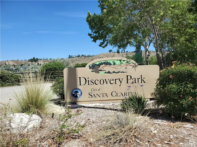 20147 Edgewater Drive, Canyon Country, California 91351