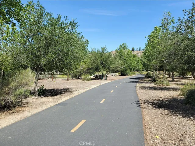 20147 Edgewater Drive, Canyon Country, California 91351