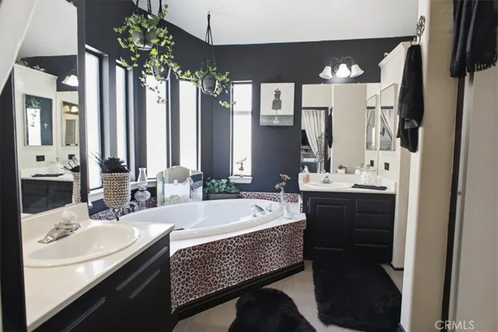 20147 Edgewater Drive, Canyon Country, California 91351