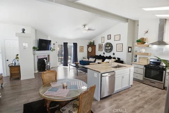 20147 Edgewater Drive, Canyon Country, California 91351
