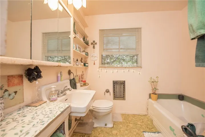 3620 W 147th Street, Hawthorne, California 90250