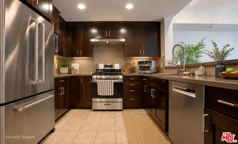 1430 S Beverly Glen Boulevard 303, Los Angeles, California 90024