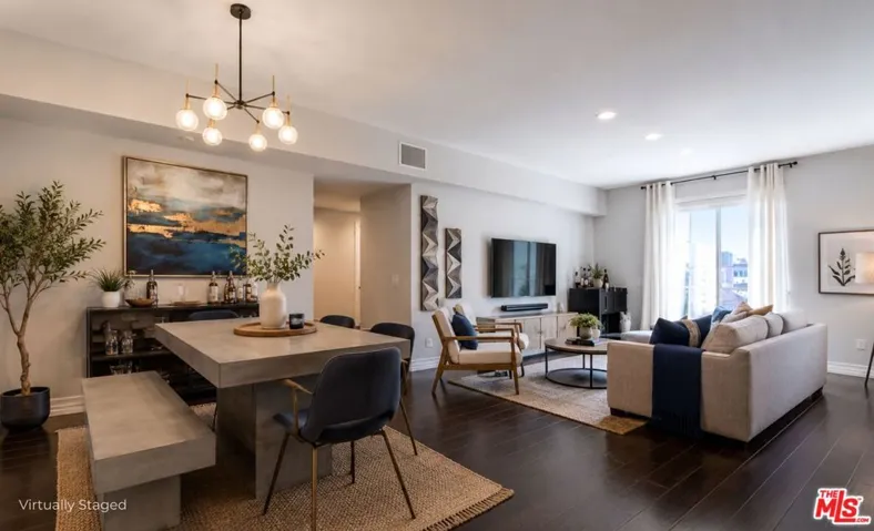 1430 S Beverly Glen Boulevard 303, Los Angeles, California 90024