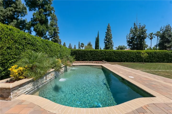 10251 Hadley, Northridge, California 91324