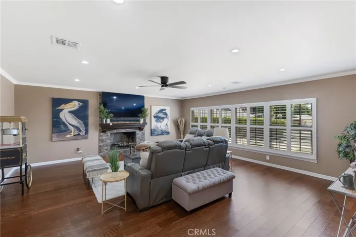 10251 Hadley, Northridge, California 91324