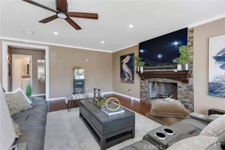 10251 Hadley, Northridge, California 91324