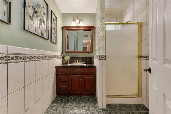 10251 Hadley, Northridge, California 91324