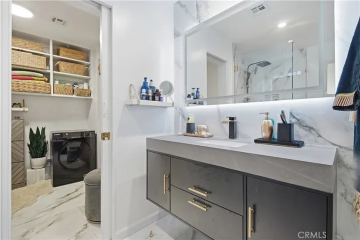 23777 Mulholland Hwy #107, Calabasas, California 91302