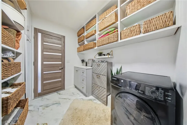 23777 Mulholland Hwy #107, Calabasas, California 91302