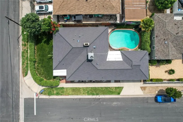 7027 Gloria Avenue, Lake Balboa, California 91406