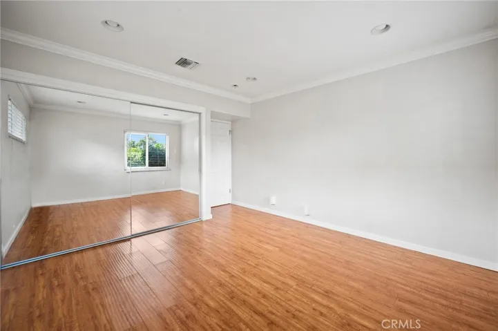 7027 Gloria Avenue, Lake Balboa, California 91406