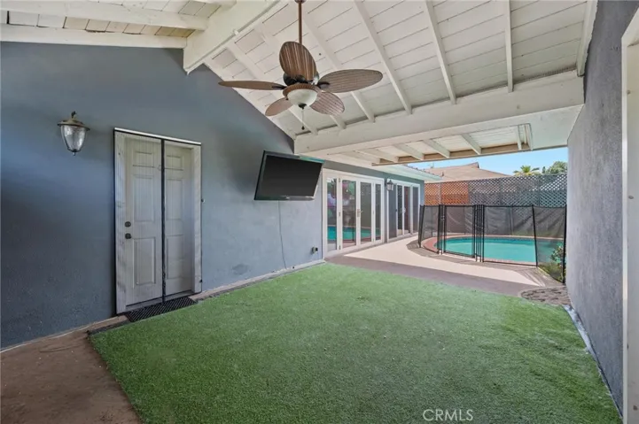 7027 Gloria Avenue, Lake Balboa, California 91406