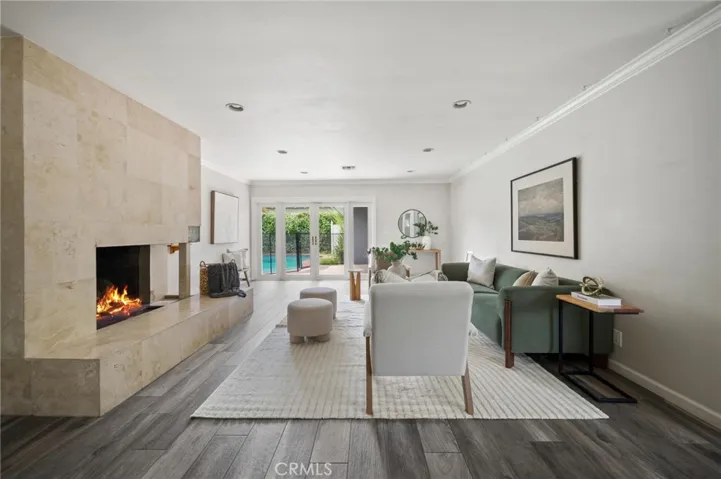 7027 Gloria Avenue, Lake Balboa, California 91406
