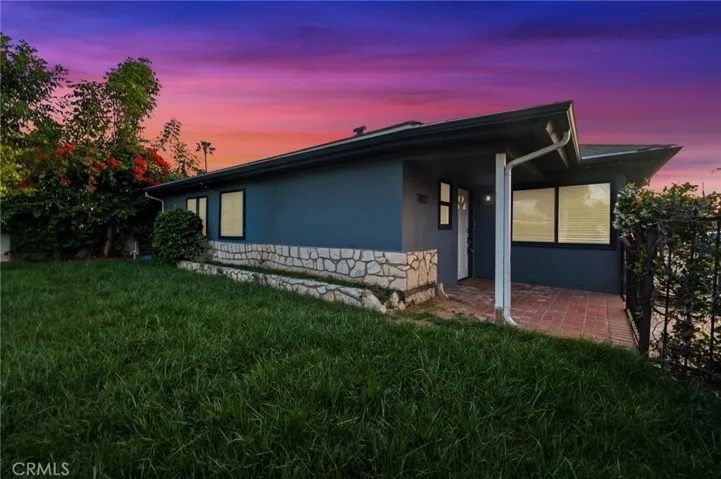 7027 Gloria Avenue, Lake Balboa, California 91406