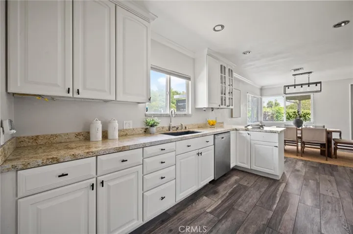 7027 Gloria Avenue, Lake Balboa, California 91406