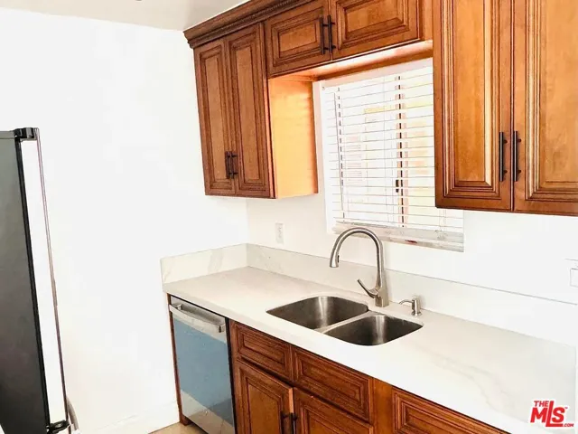 2507 E 15th Street 104, Long Beach, California 90804