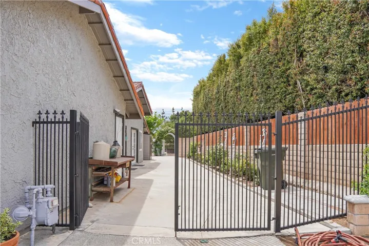 5071 Summit, Yorba Linda, California 92886