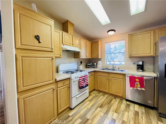 Well-maintained kitchen