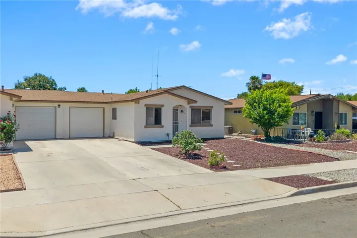 633 San Rogelio Street, Hemet, California 92545