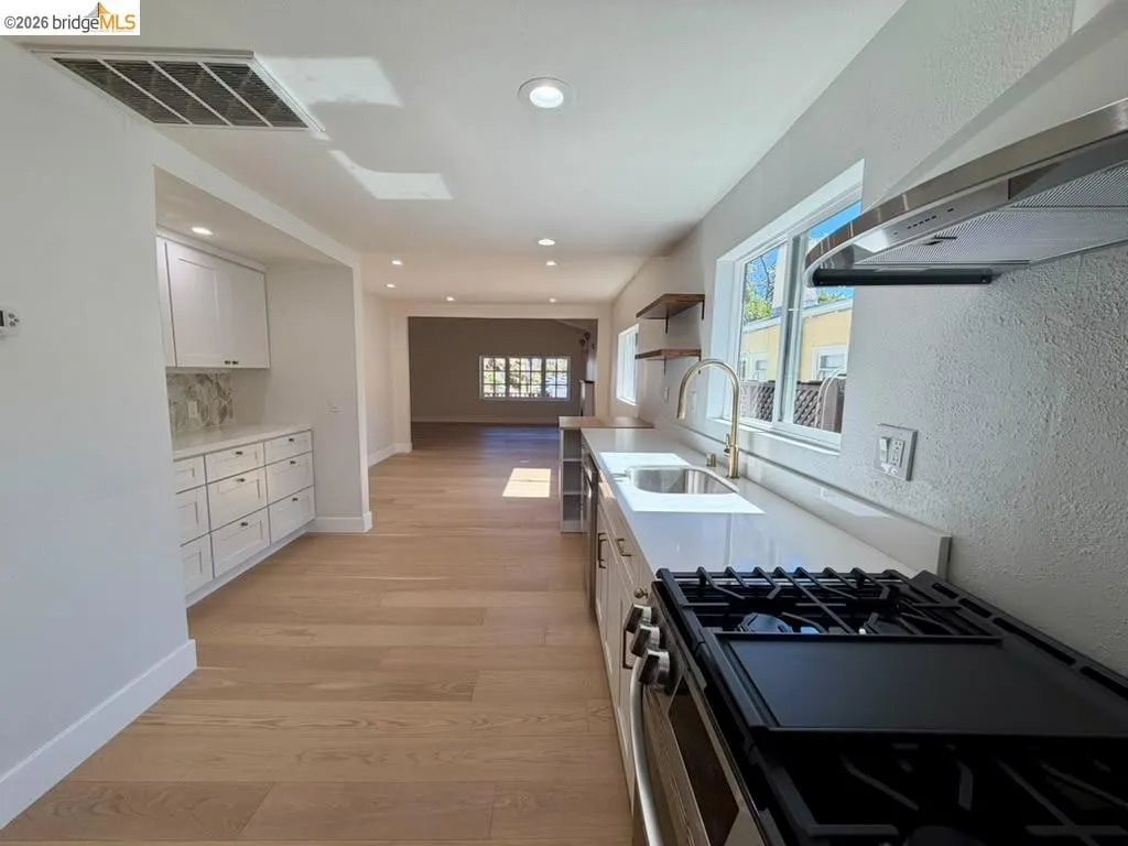 1327 Ward St, Berkeley, California 94702 — photo 5