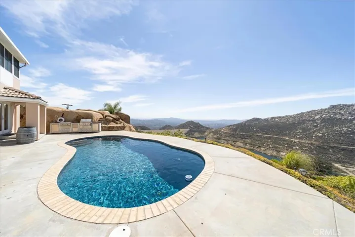 15471 Green Valley Truck, Ramona, California 92065
