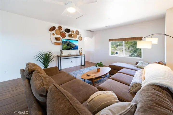 15471 Green Valley Truck, Ramona, California 92065